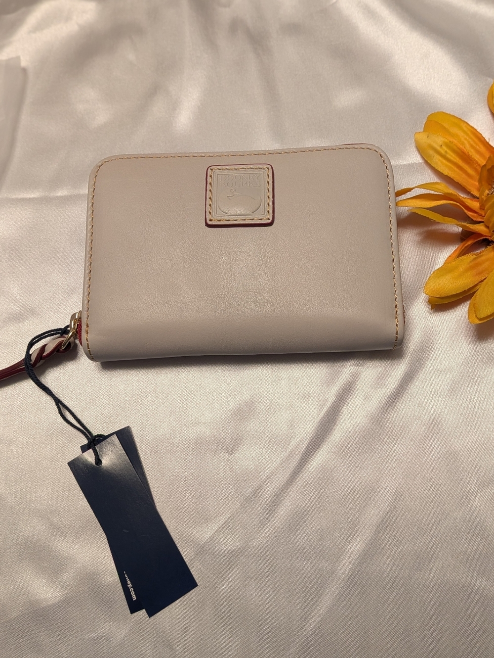 Dooney & Bourke Florentine ECRU Leather Zip-Around Medium Wallet NWT